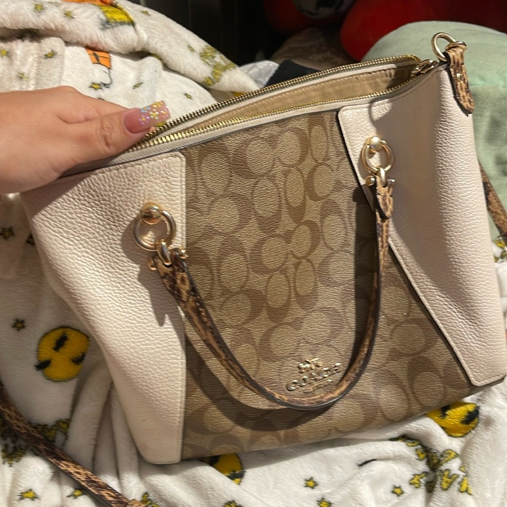 Coach purse